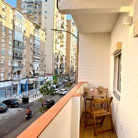 Aperol Apartment Малага Экстерьер фото
