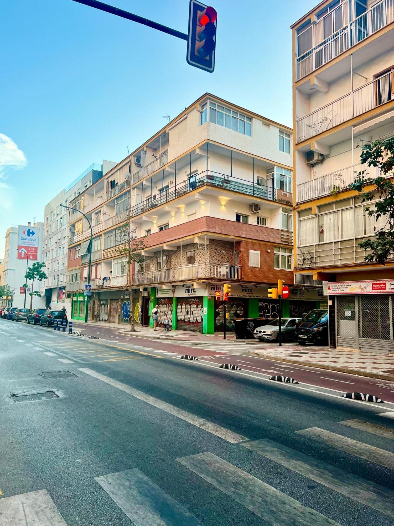 Aperol Apartment Малага Экстерьер фото