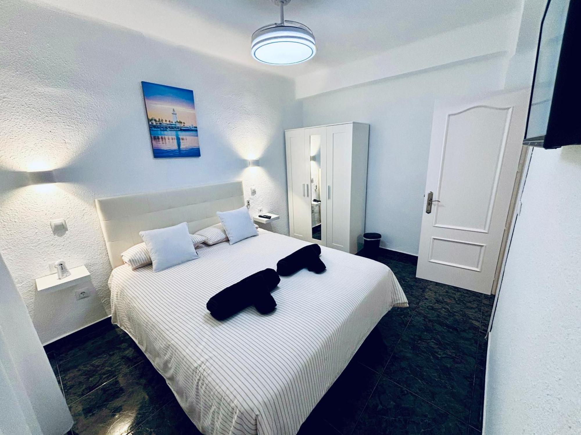 Aperol Apartment Малага Экстерьер фото